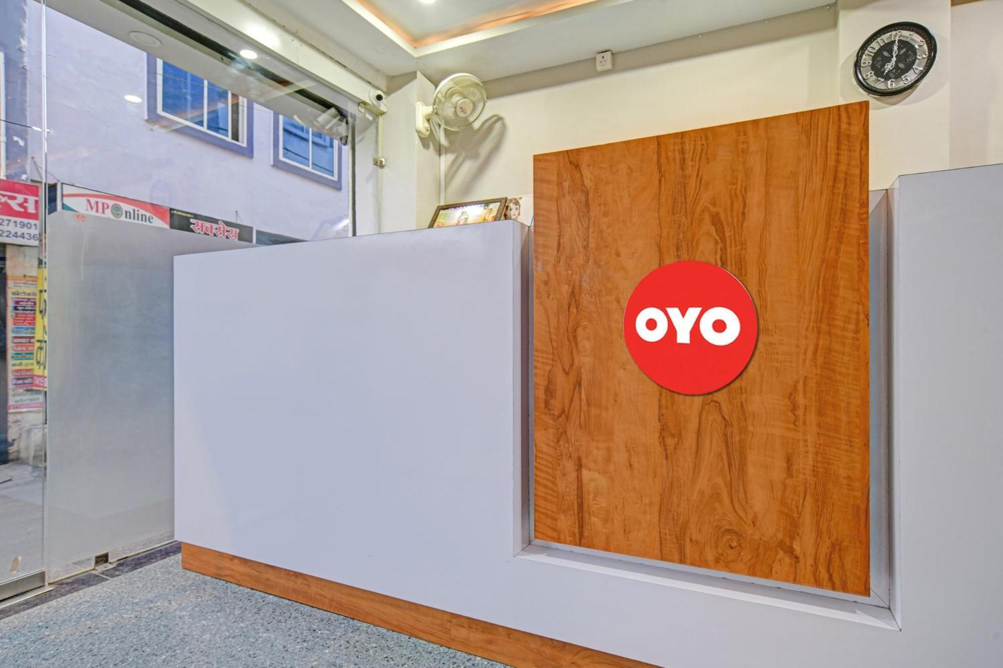 Hotel O Blue Wings 印多尔 外观 照片